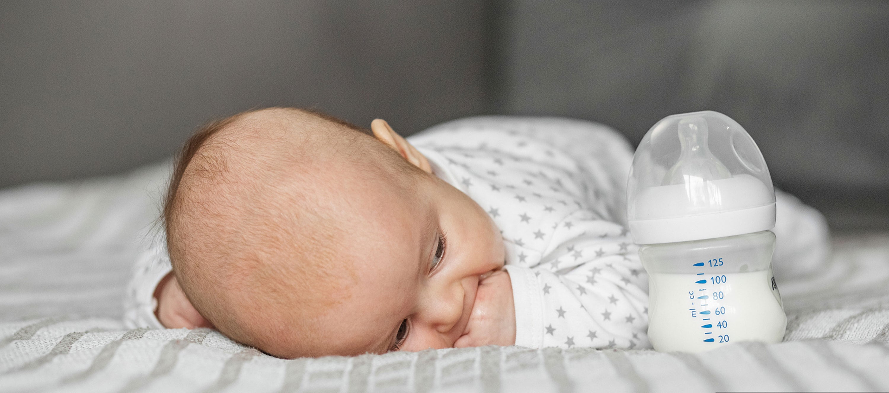 Everything You Should Know About Combining Breastfeeding and Pumping