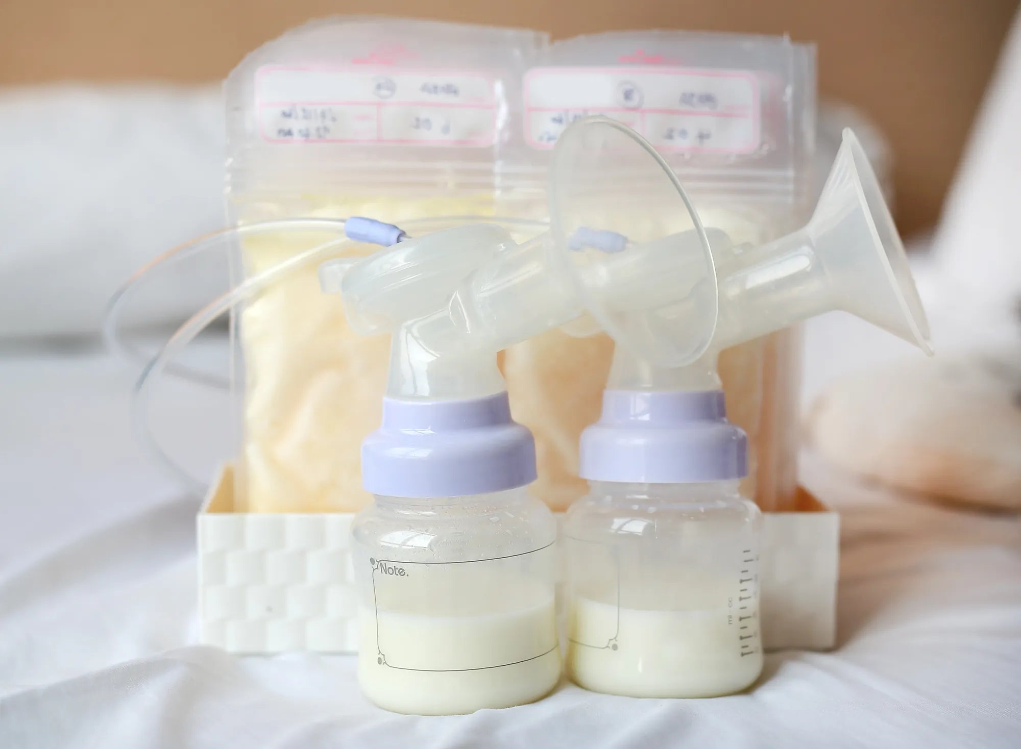 What Is the Best Breast Pump for First Time Moms?