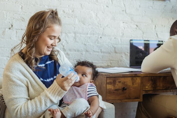 How Long Can You Pump Breast Milk: A Comprehensive Guide