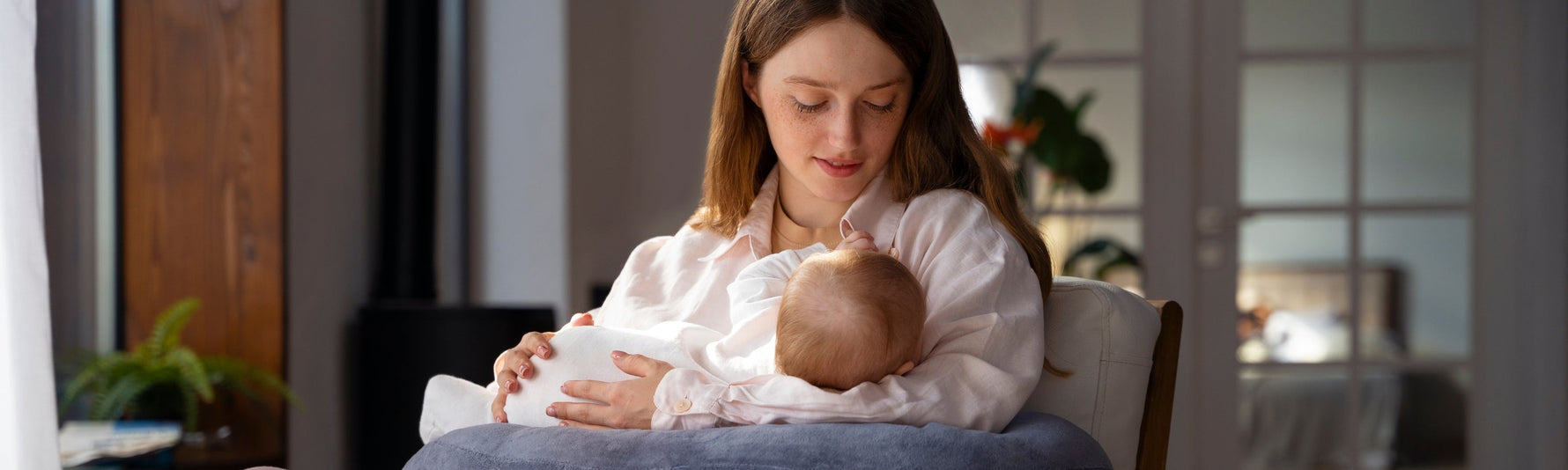 What Is Dream Feeding & How To Do It?