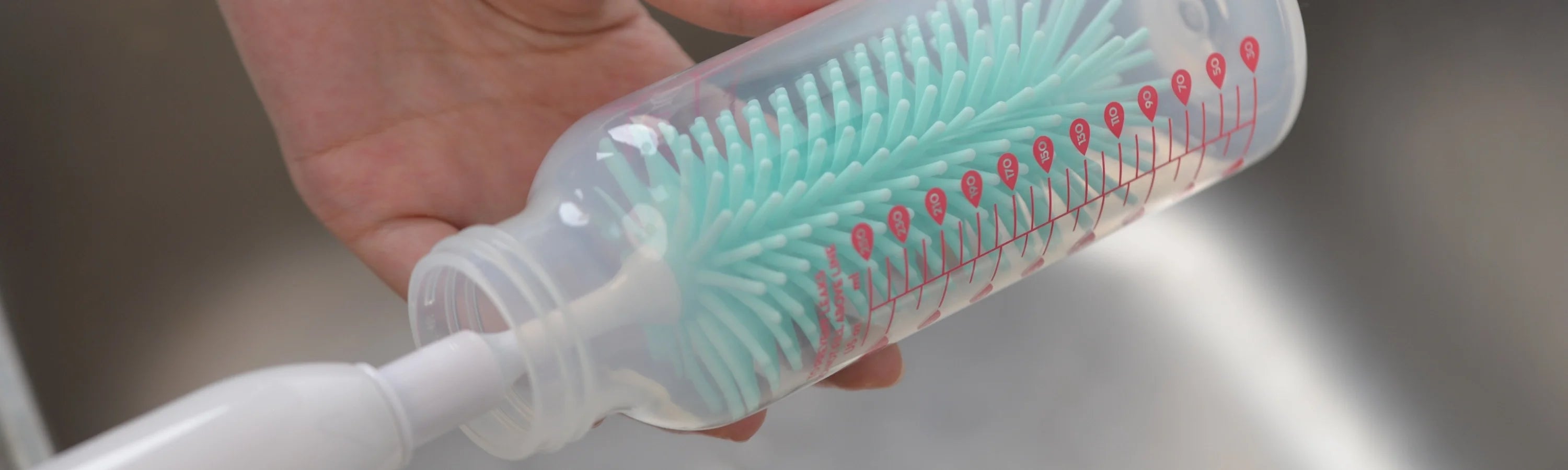 How to Clean a Plastic Water Bottle Without a Brush