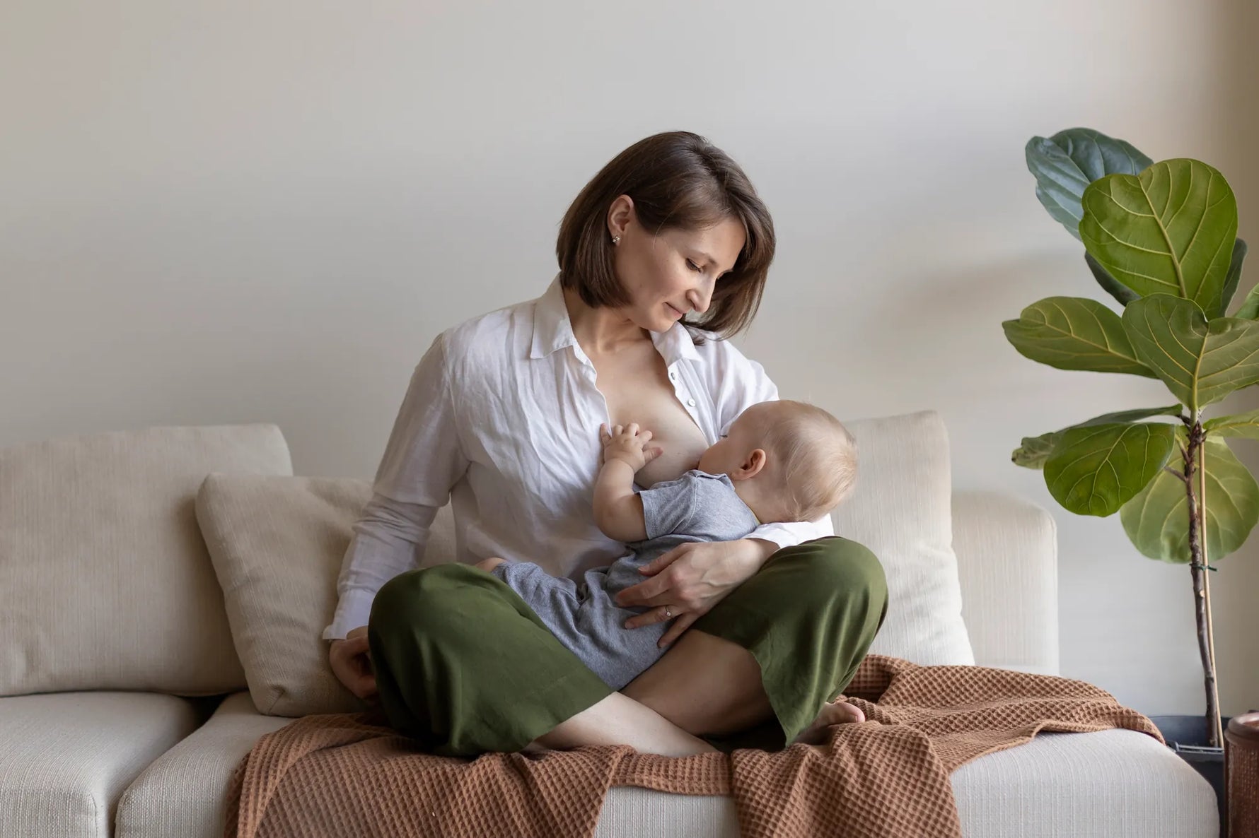 Acetaminophen and Breastfeeding: What Every Nursing Mother Should Know