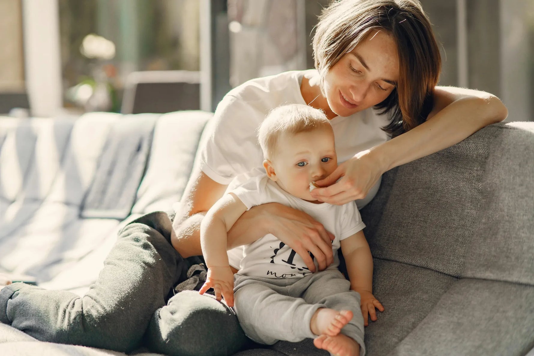 How Much Calcium Should I Take While Breastfeeding: A Complete Guide