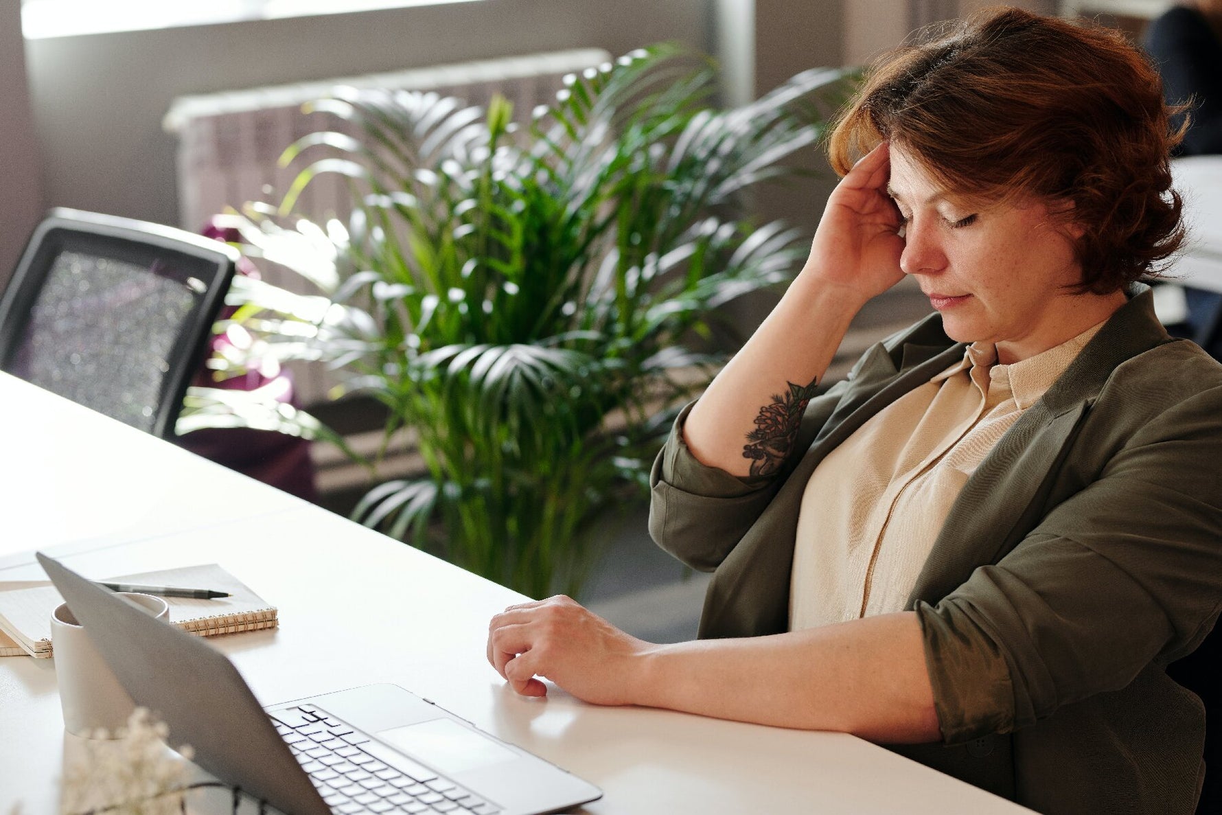 How to Pump at Work: 6 Tips for Easy Breast Pumping on the Job