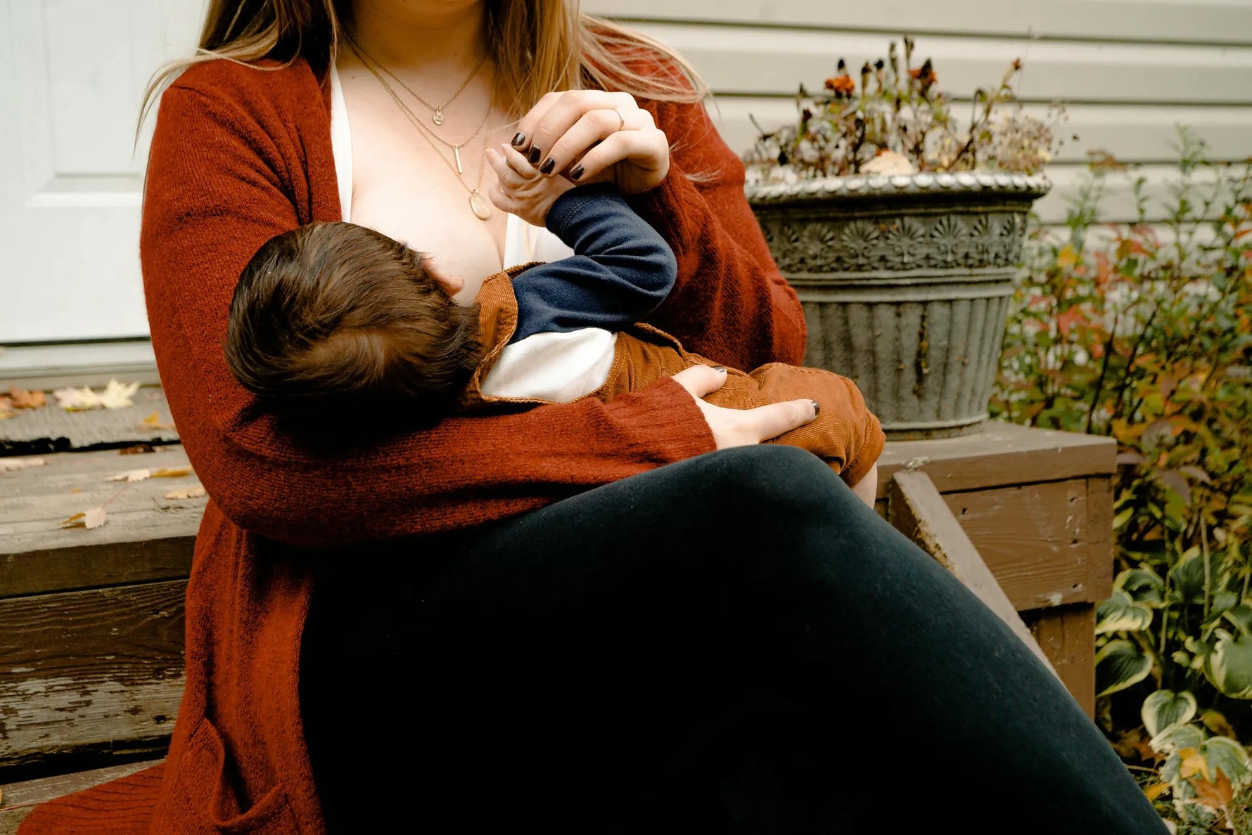 Do You Have to Wash Off Nipple Cream Before Breastfeeding? The Essential Guide