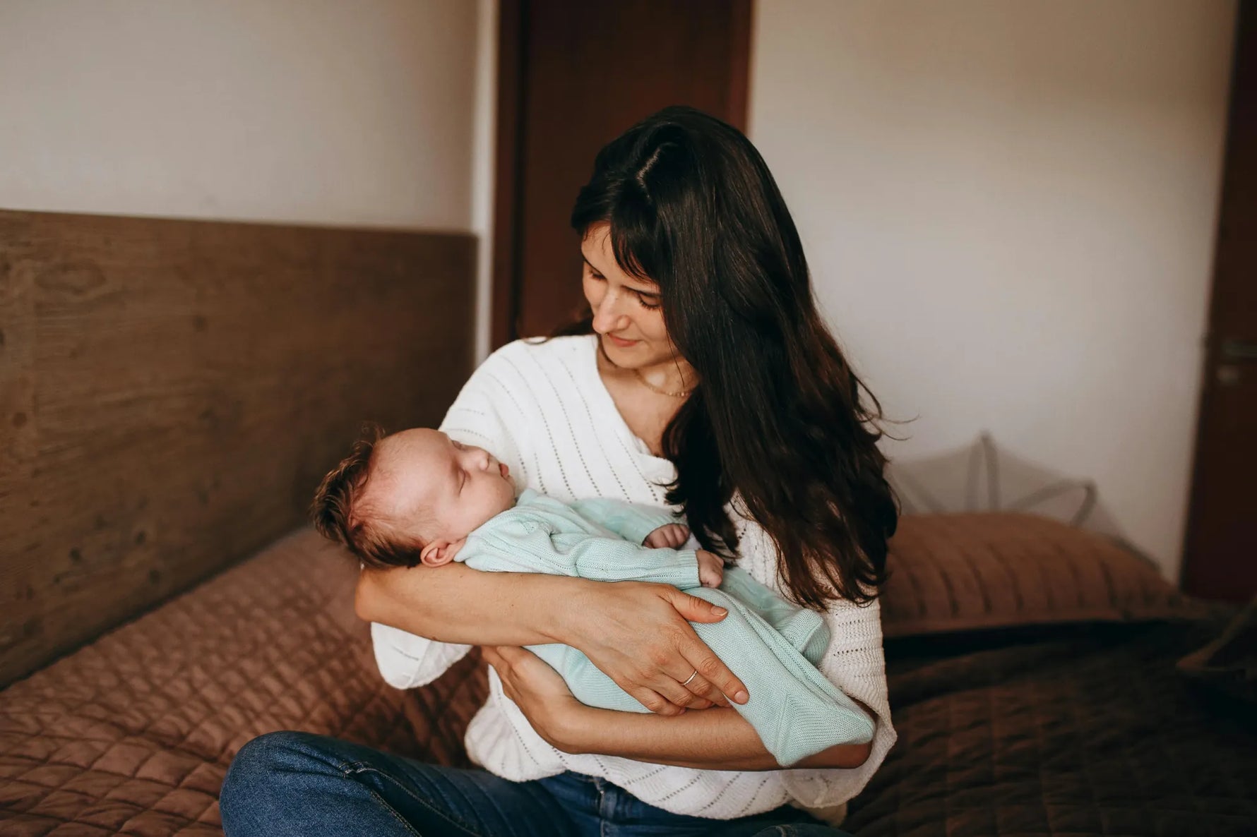 How to Make Breastfeeding Less Painful: A Guide for New Mothers