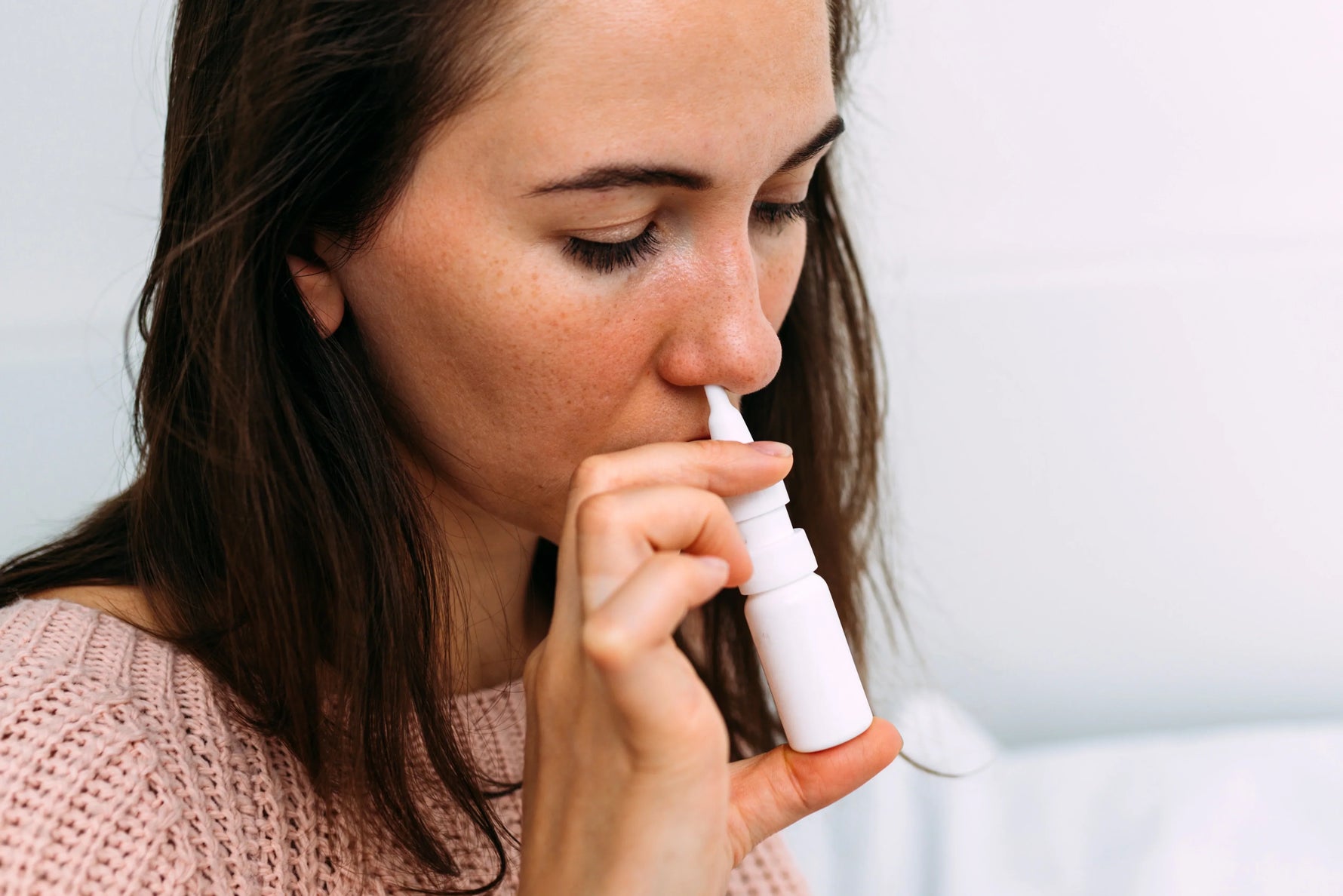 How Often Can You Use Saline Nasal Spray? A Complete Guide for Safe & Effective Use